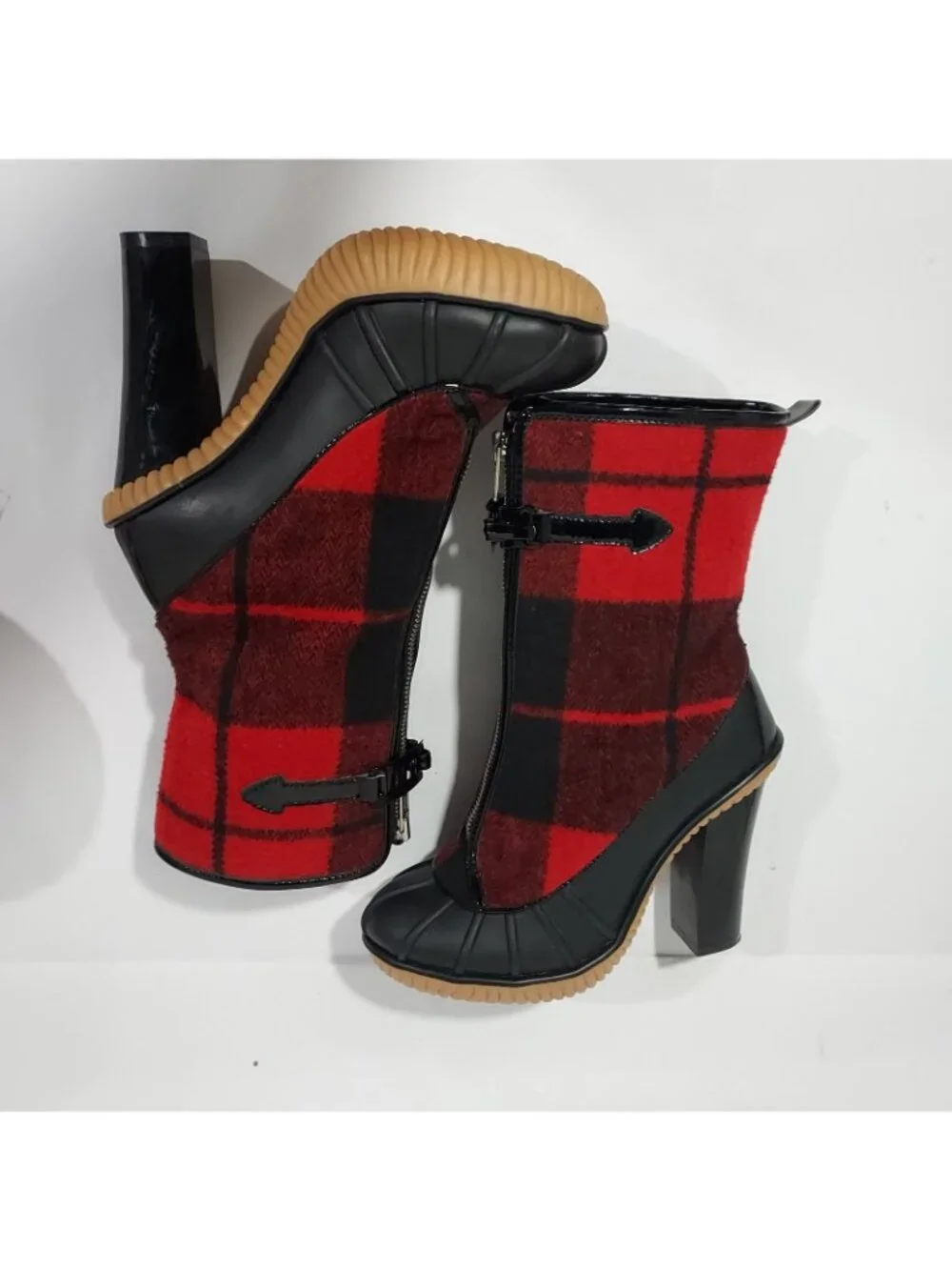 Michael Kors Red Buffalo Plaid, Rubber Duck Sole Boots Groovy USA size 7 - Picture 6 of 9